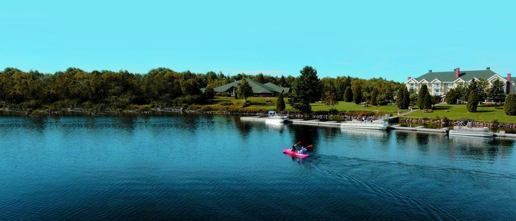 Auberge Du Lac-A-L'Eau-Claire Saint-Alexis-des-Monts Exterior foto
