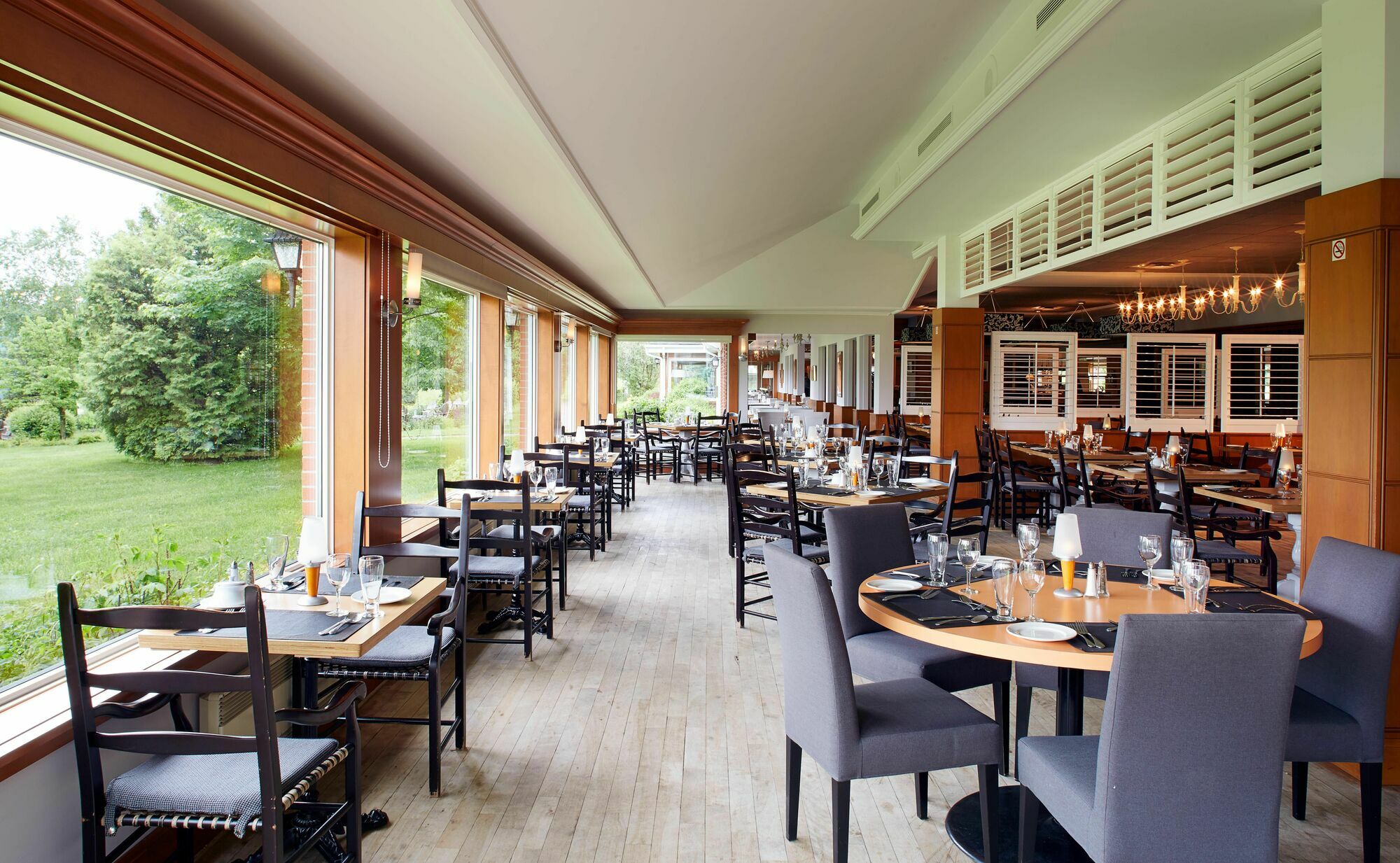 Auberge Du Lac-A-L'Eau-Claire Saint-Alexis-des-Monts Exterior foto